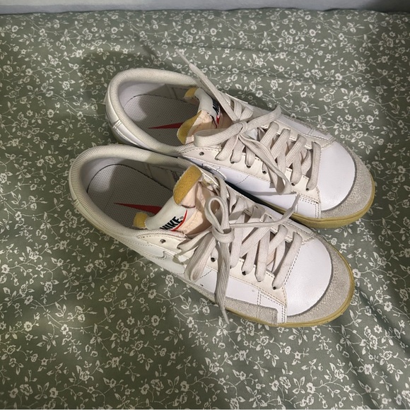 Nike Blazer Low Platform White/Lemon Wash size 7 - Picture 5 of 7